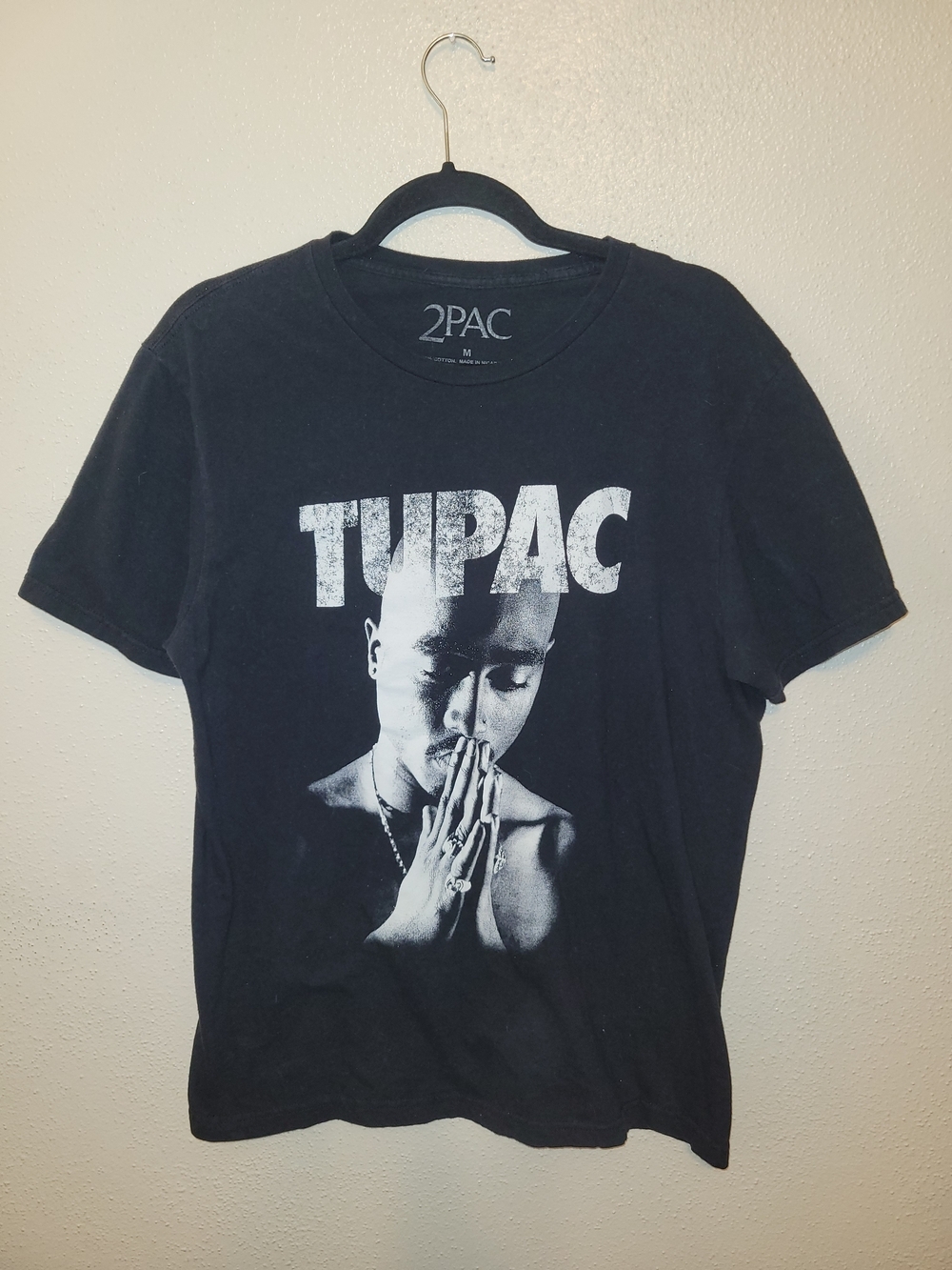 Tupac Black Graphic Crewneck Tee - Men's Short Sleeve